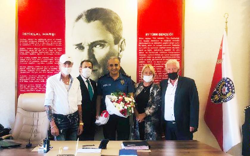 Akdeniz Yerleşik Yabancılar Yardımlaşma ve Entegrasyon Derneği Yönetim Kurulu Başkanımız ve yönetim kurulu üyelerimiz ile birlikte Manavgat İlçe Emniyet Müdürü Rasim OYMAAĞAC’ı ziyaret ederek göreve başlaması nedeniyle hayırlı  olsun dileğinde bulunduk. Ziyarettimizde Derneğimizin faaliyetleri hakkında istişarelerde bulunduk .Emniyetimizin huzurlu sağlamak için fedakârca çalışmalarından dolayı  minnet duygularımızı bildirdik. Müdür beye göstermiş olduğu misafırperverliğinden  dolayı teşekkür ederiz