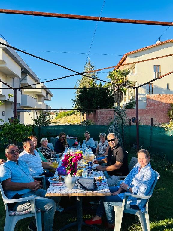 Derneğimizde Barbekü Partisi Düzenlendi. 